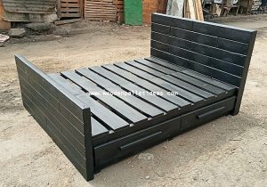 Pallet Bed