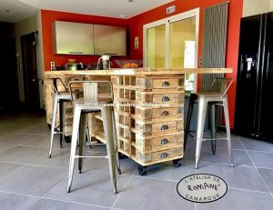 Pallet Kitchen Island