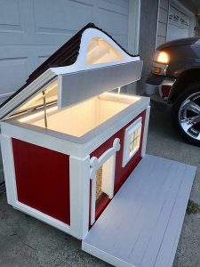 Wood Pallet Dog House